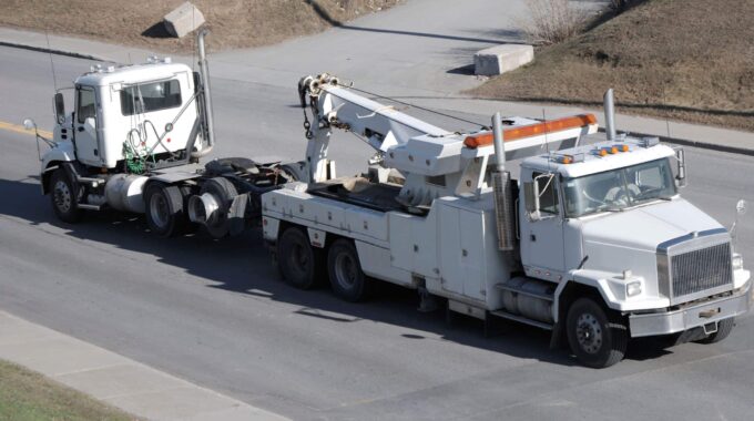 Heavy Duty Towing Vs. Light Duty Towing: Choosing The Right Option For Your Needs