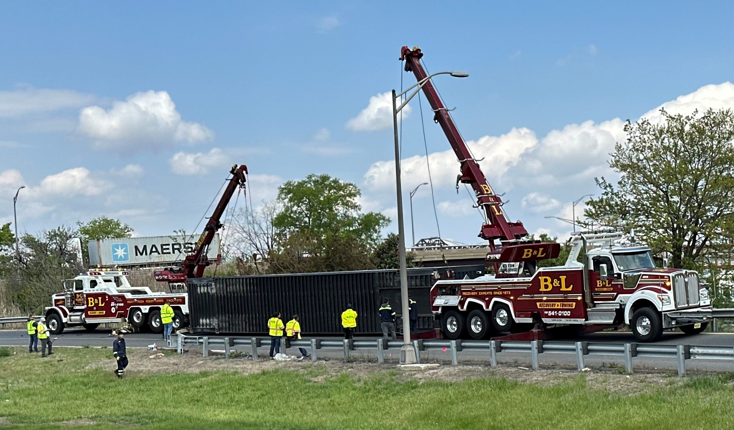 Heavy Duty Truck Towing